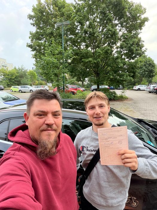 Absolventin oder Absolvent der Fahrschule Palme Eberswalde, Foto 56 von 59