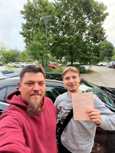 Absolventin oder Absolvent der Fahrschule Palme Eberswalde, Foto 56 von 59